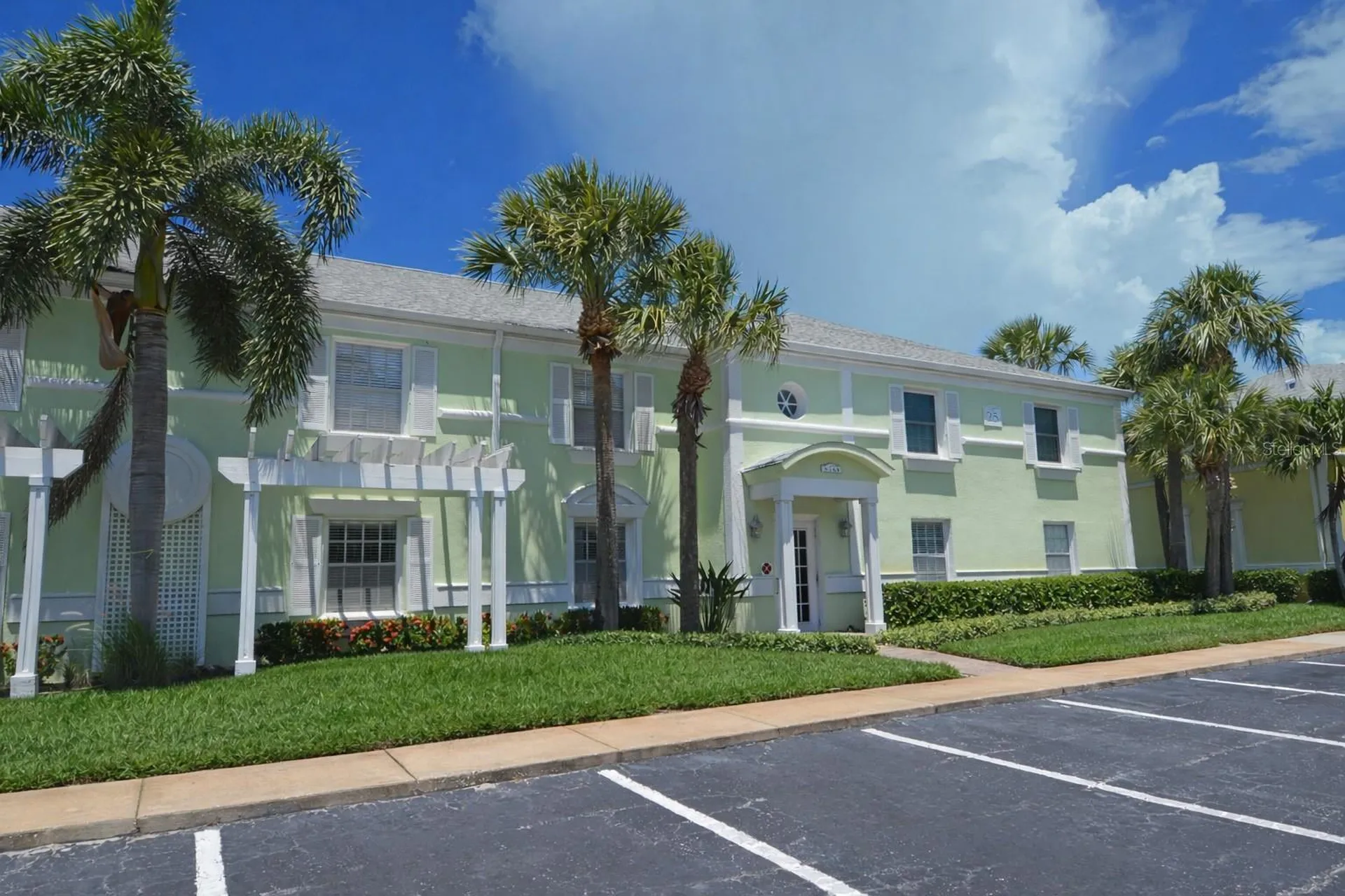 5245 Coquina Key Drive SE St Petersburg FL 33705