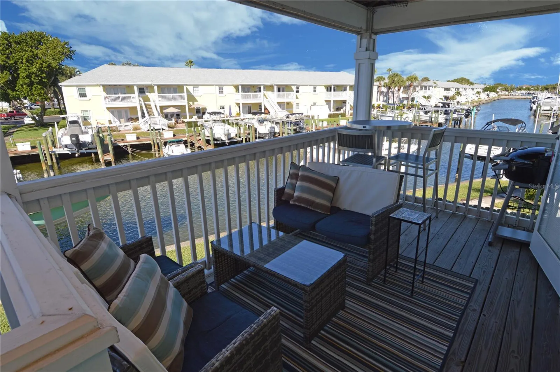 5245 Coquina Key Drive SE St Petersburg FL 33705