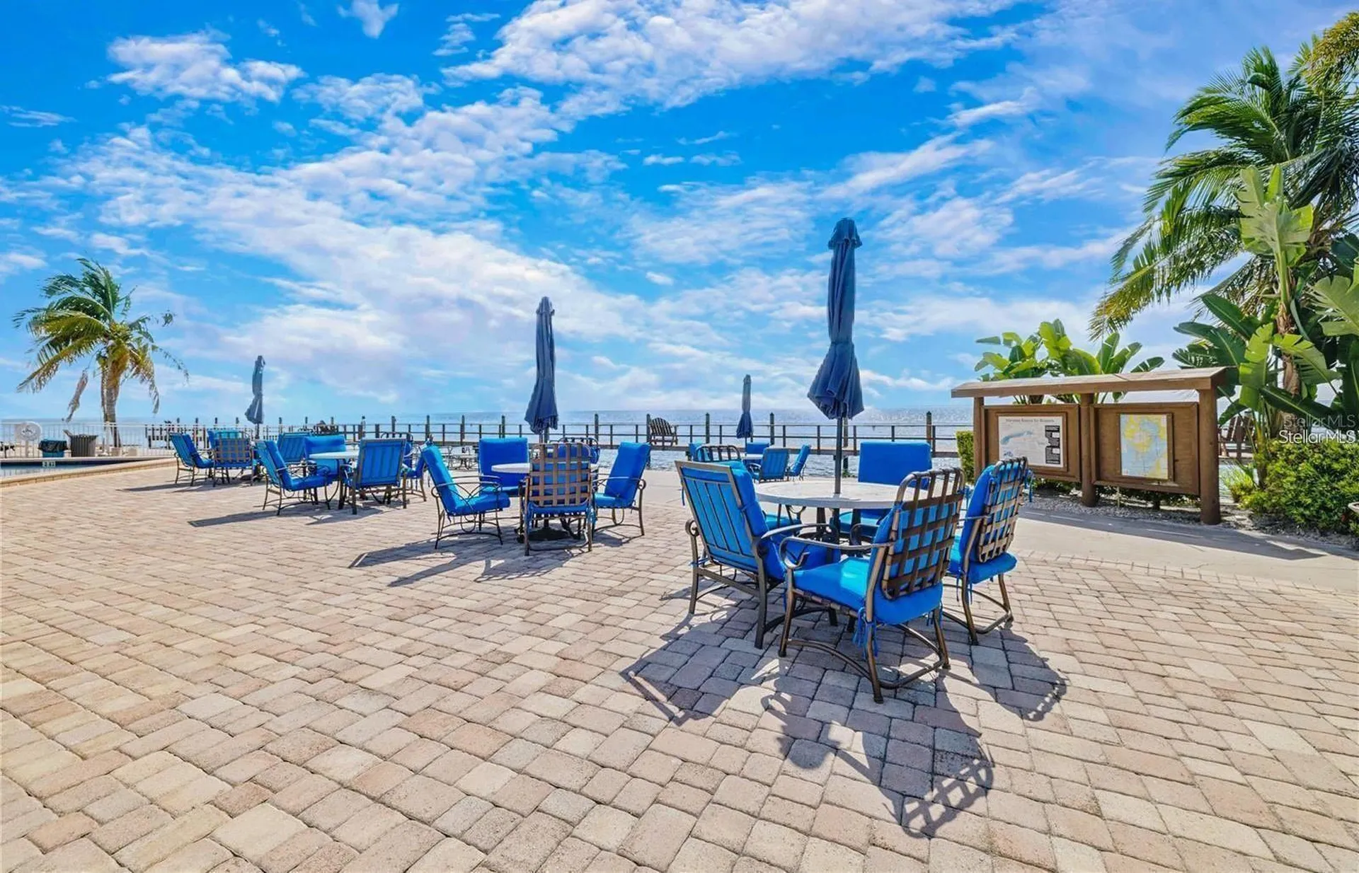 5245 Coquina Key Drive SE St Petersburg FL 33705