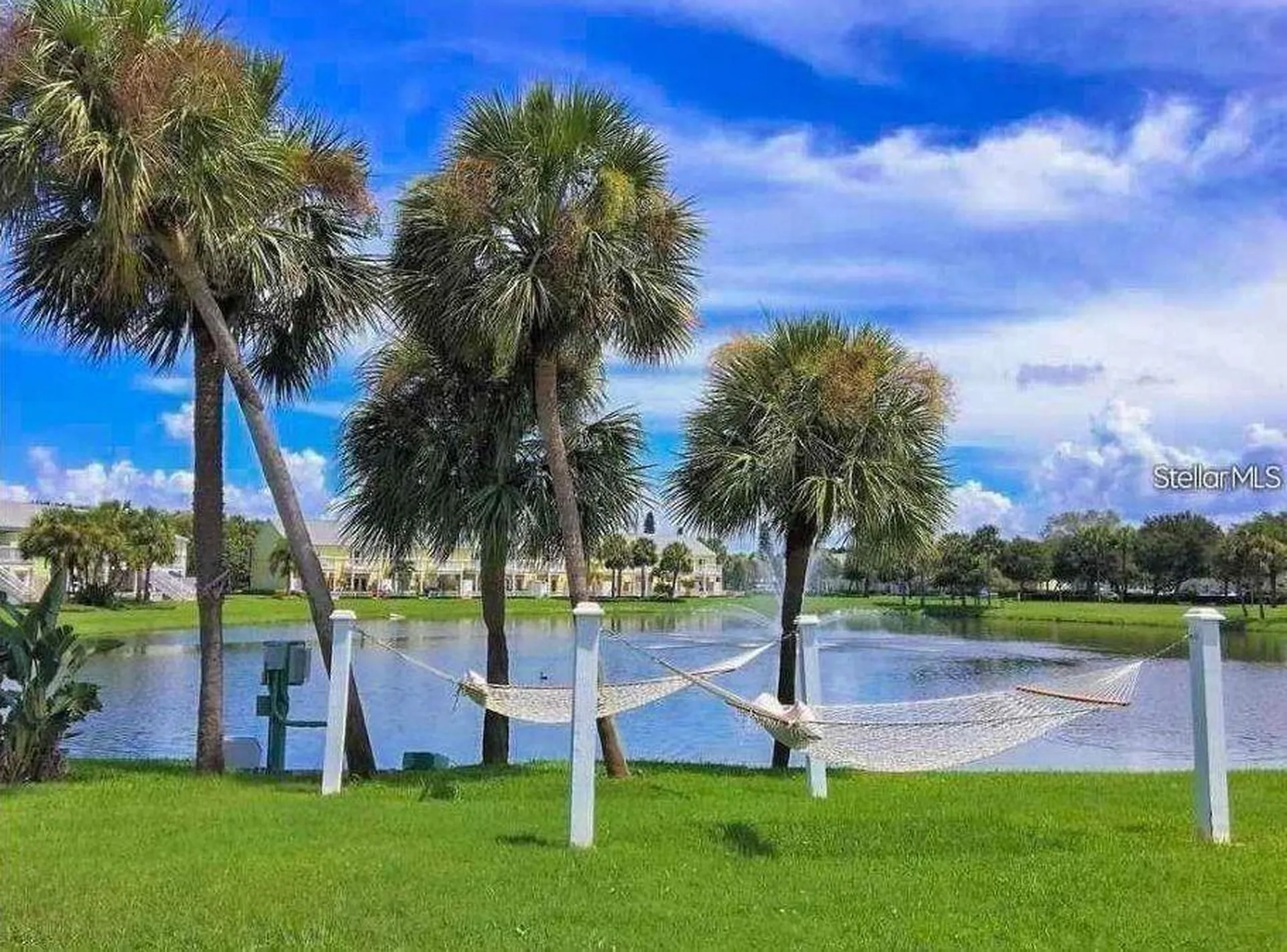 5245 Coquina Key Drive SE St Petersburg FL 33705
