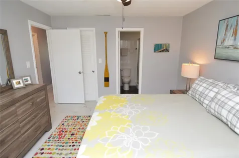 5245 Coquina Key Drive SE St Petersburg FL 33705