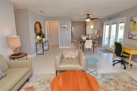 5245 Coquina Key Drive SE St Petersburg FL 33705