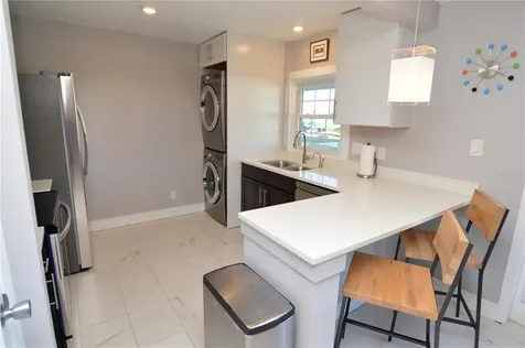 5245 Coquina Key Drive SE St Petersburg FL 33705