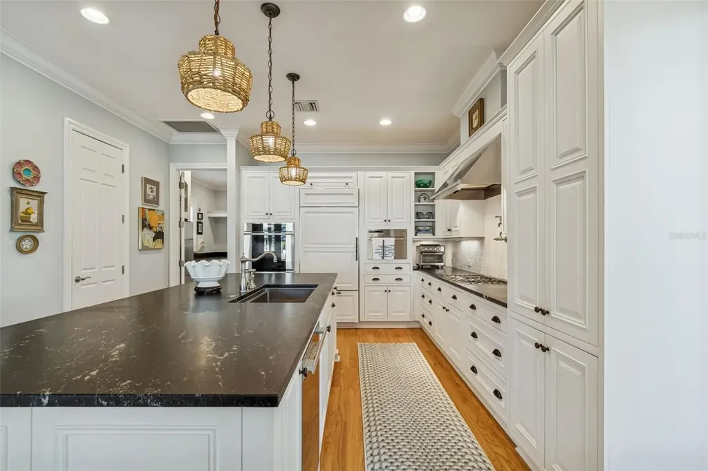 4909 W Spring Lake Drive Tampa FL 33629