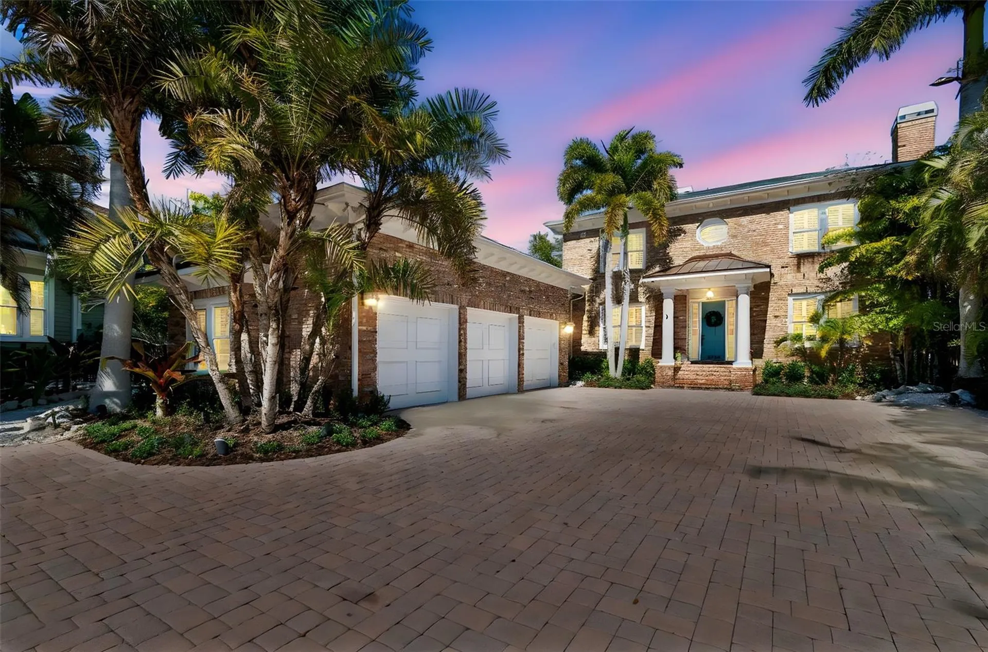 4909 W Spring Lake Drive Tampa FL 33629