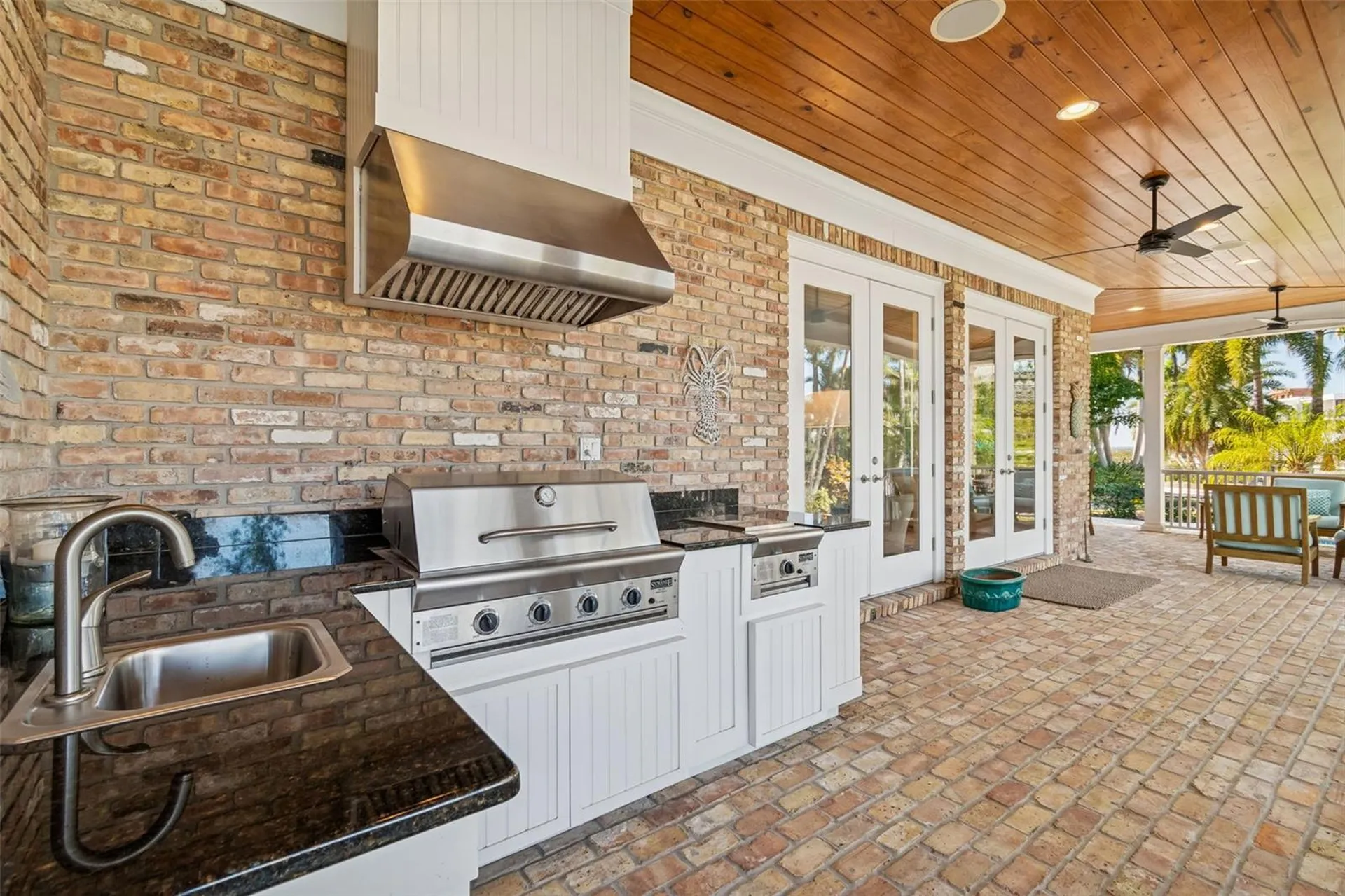 4909 W Spring Lake Drive Tampa FL 33629