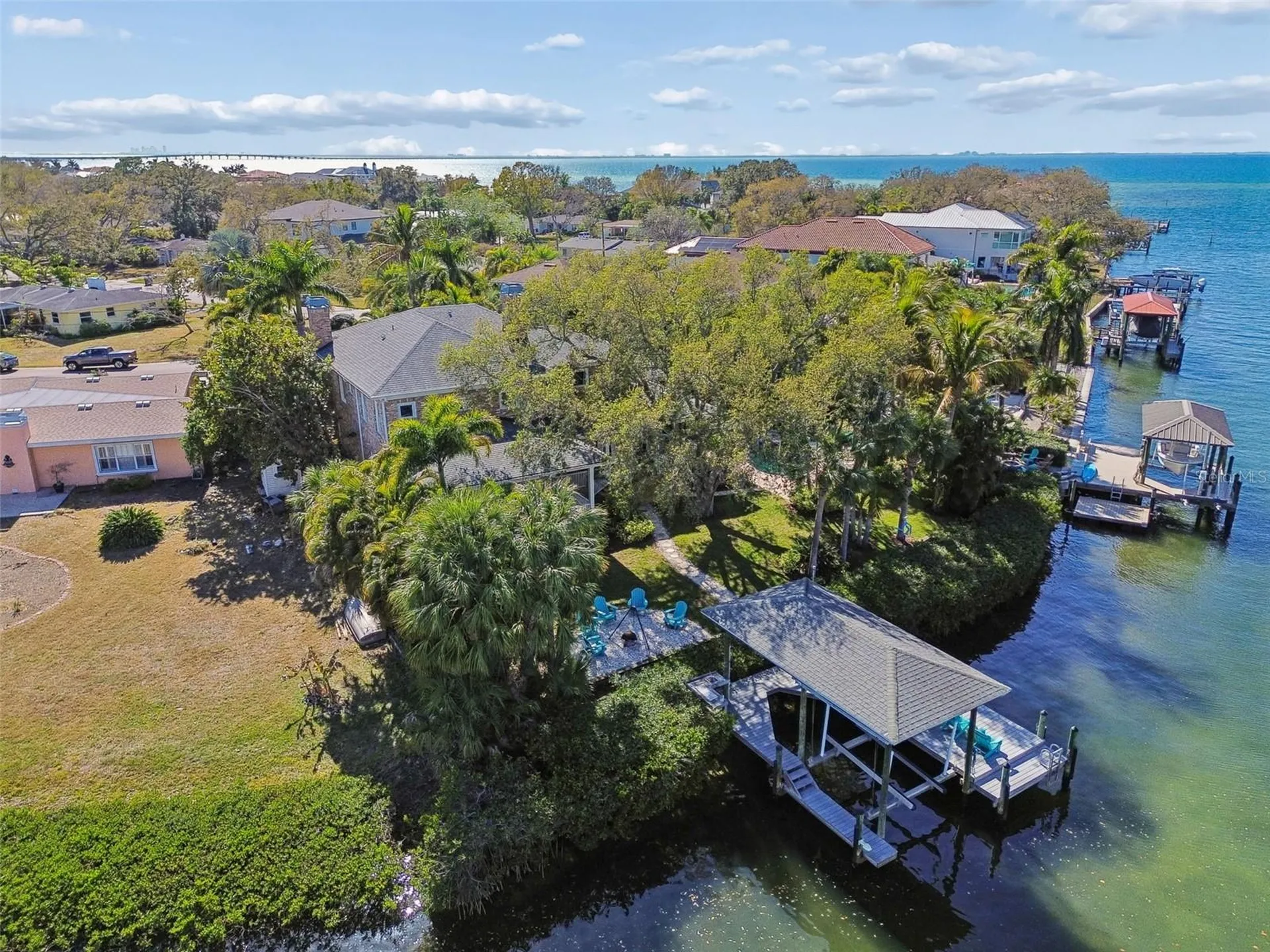 4909 W Spring Lake Drive Tampa FL 33629