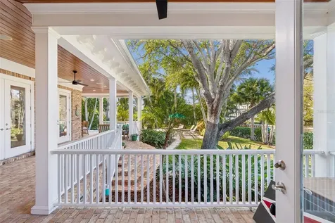 4909 W Spring Lake Drive Tampa FL 33629