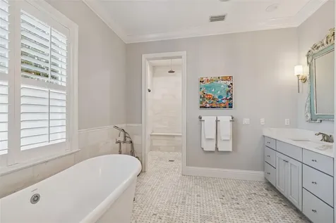 4909 W Spring Lake Drive Tampa FL 33629