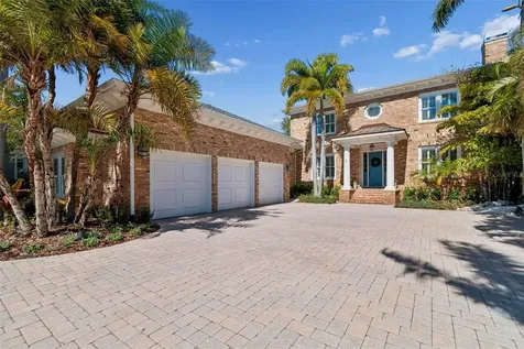 4909 W Spring Lake Drive Tampa FL 33629