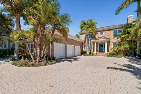 4909 W Spring Lake Drive Tampa FL 33629