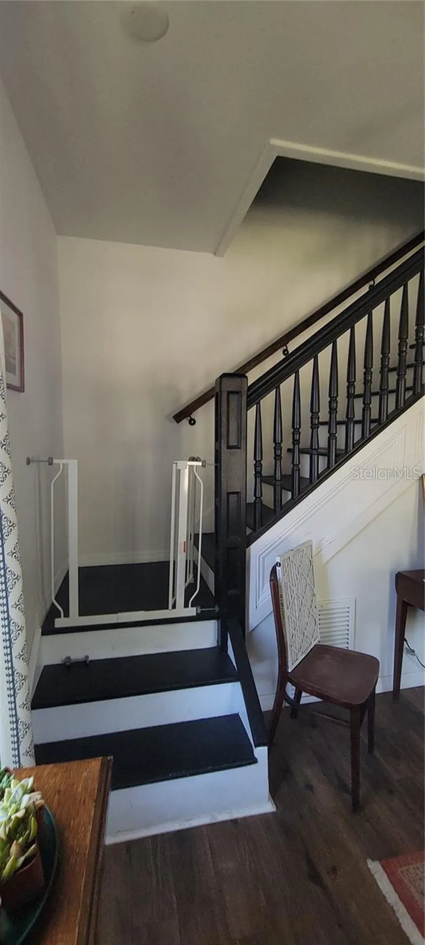 416 W Howry Deland FL 32720
