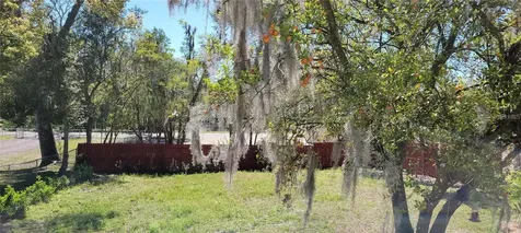 416 W Howry Deland FL 32720