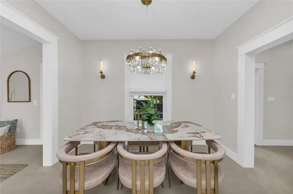1611 Hyde Park Street Sarasota FL 34239