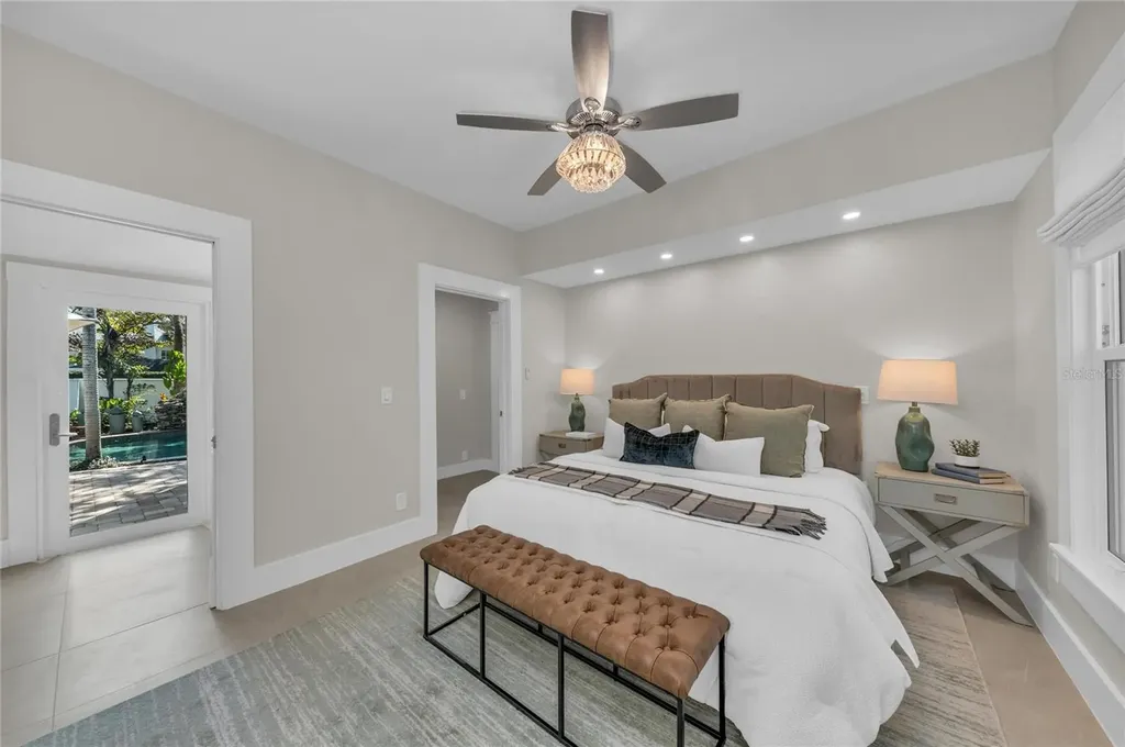 1611 Hyde Park Street Sarasota FL 34239