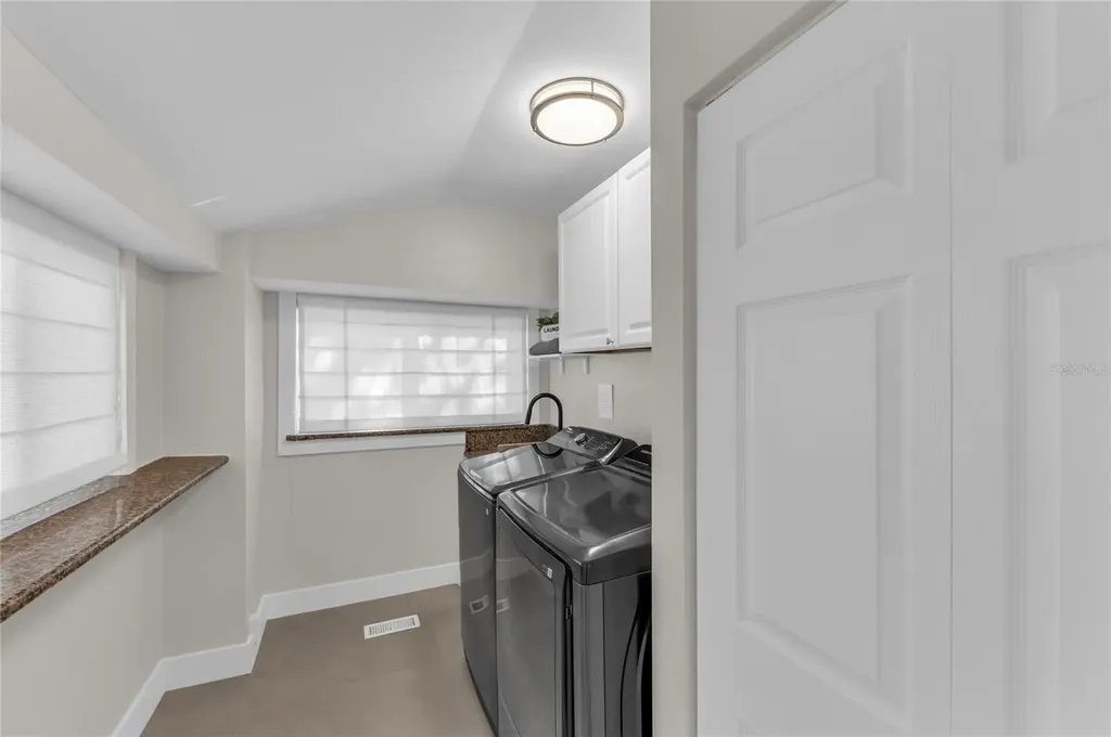 1611 Hyde Park Street Sarasota FL 34239