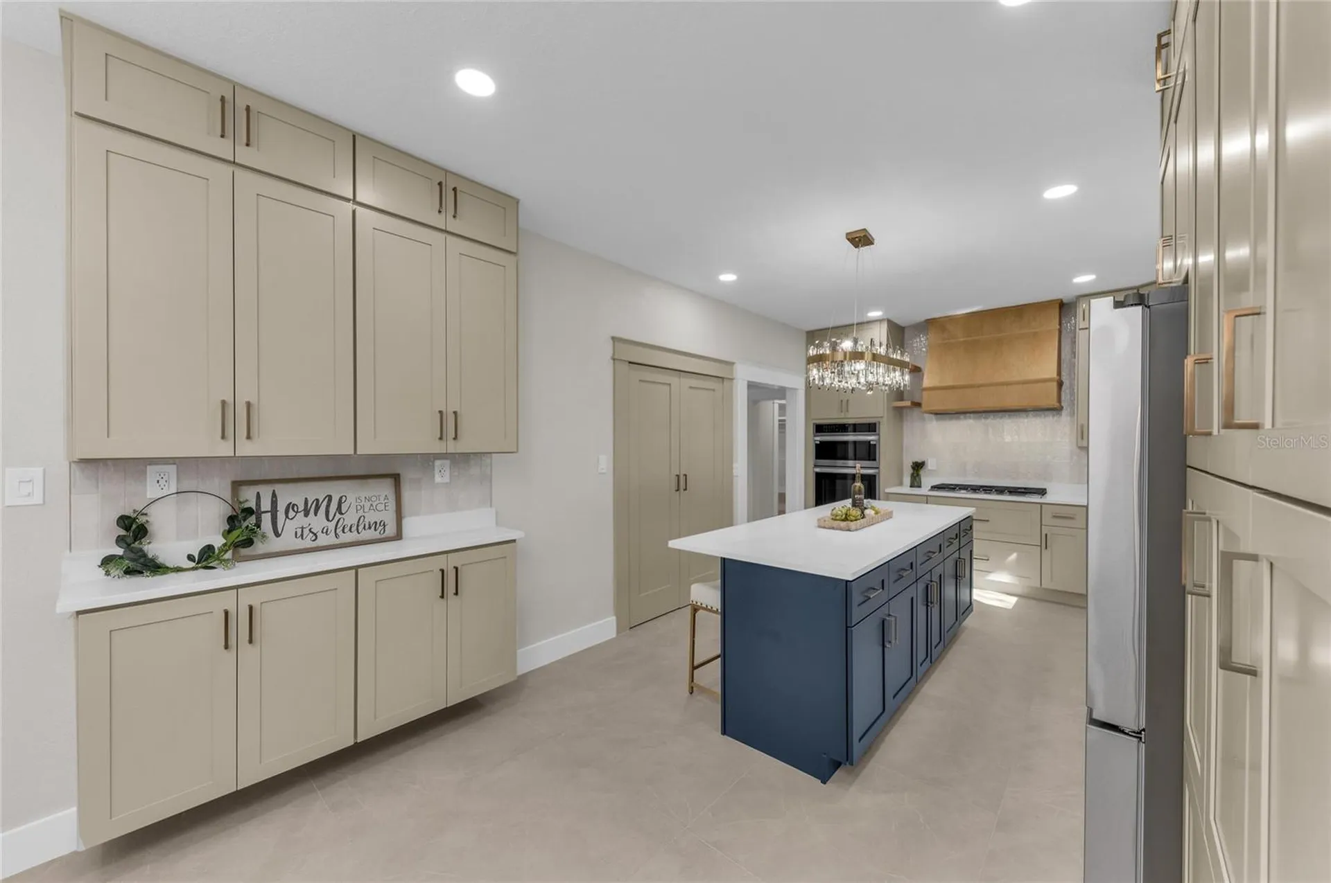 1611 Hyde Park Street Sarasota FL 34239