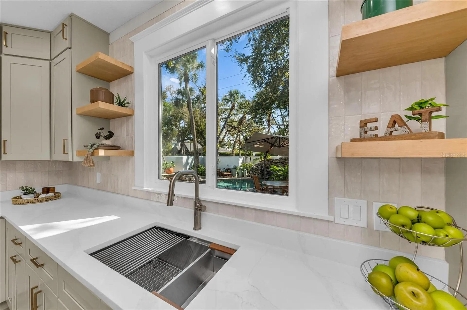 1611 Hyde Park Street Sarasota FL 34239