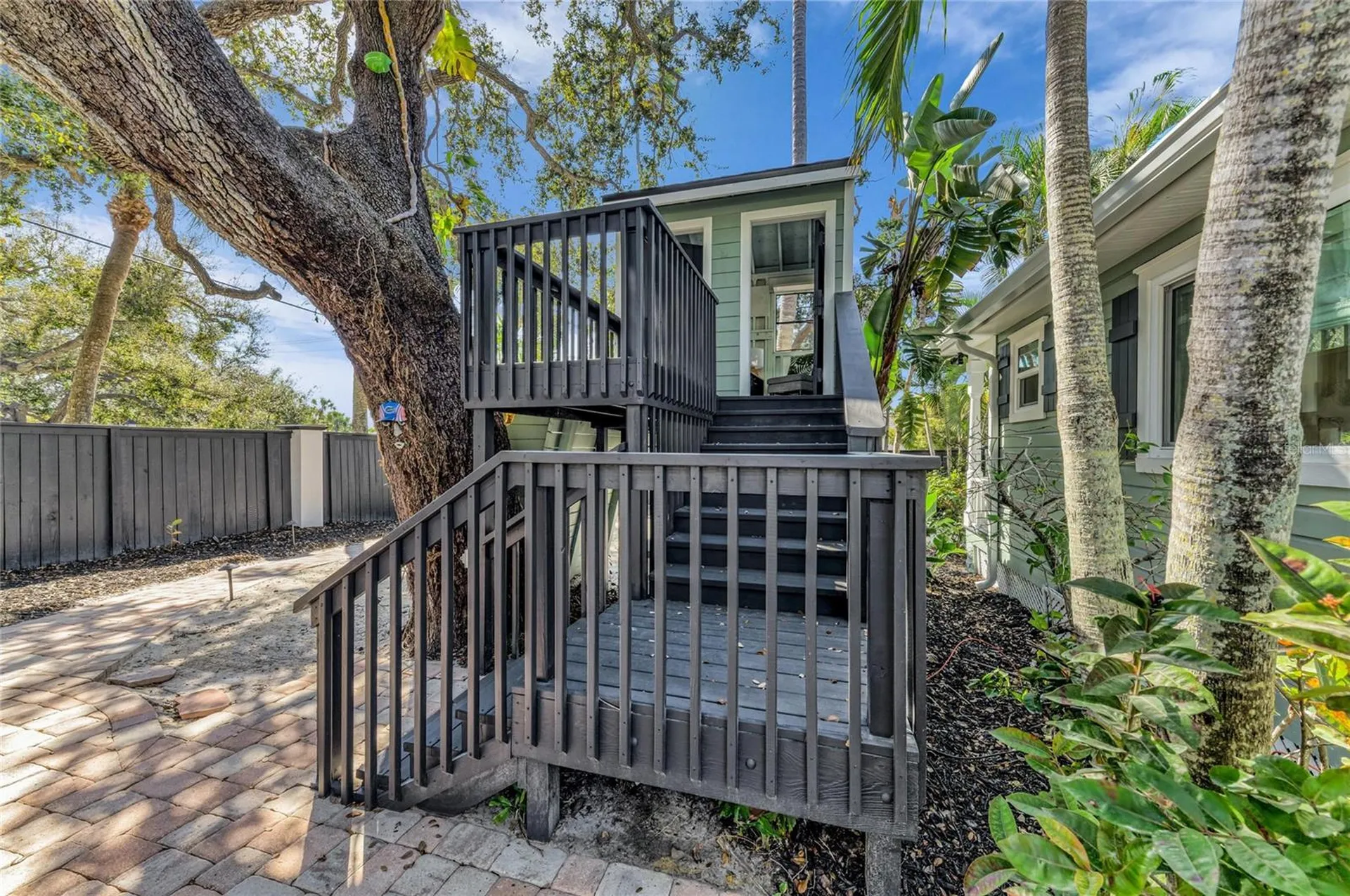 1611 Hyde Park Street Sarasota FL 34239