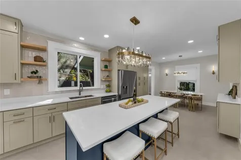 1611 Hyde Park Street Sarasota FL 34239