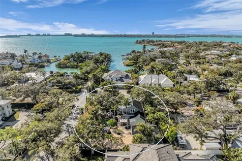 1611 Hyde Park Street Sarasota FL 34239