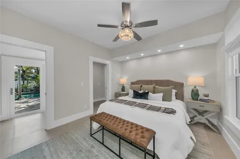 1611 Hyde Park Street Sarasota FL 34239