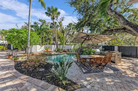 1611 Hyde Park Street Sarasota FL 34239