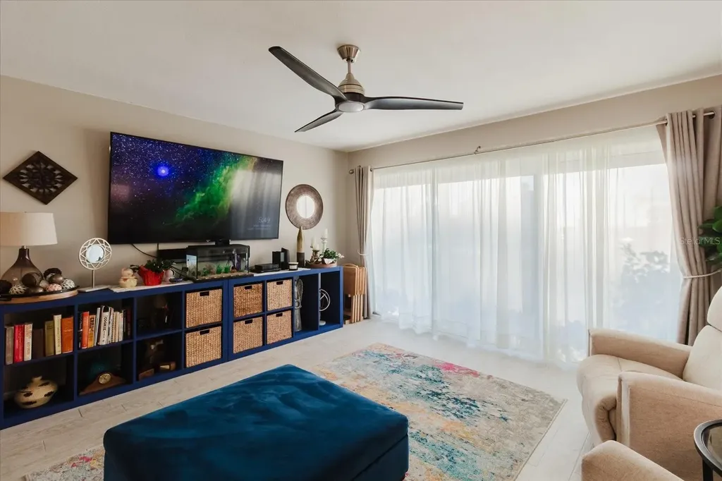 208 Mariner Drive Tarpon Springs FL 34689