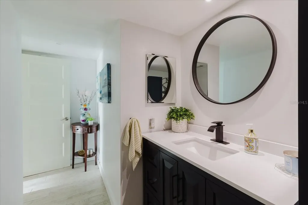 208 Mariner Drive Tarpon Springs FL 34689