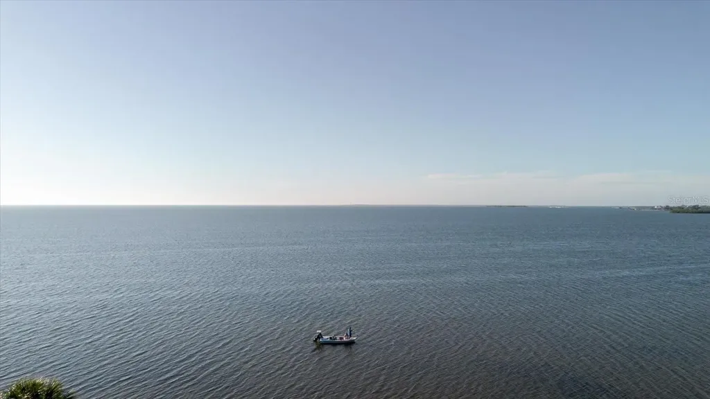 208 Mariner Drive Tarpon Springs FL 34689