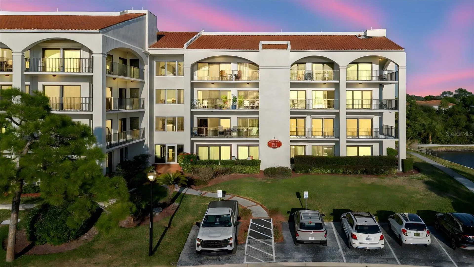 208 Mariner Drive Tarpon Springs FL 34689