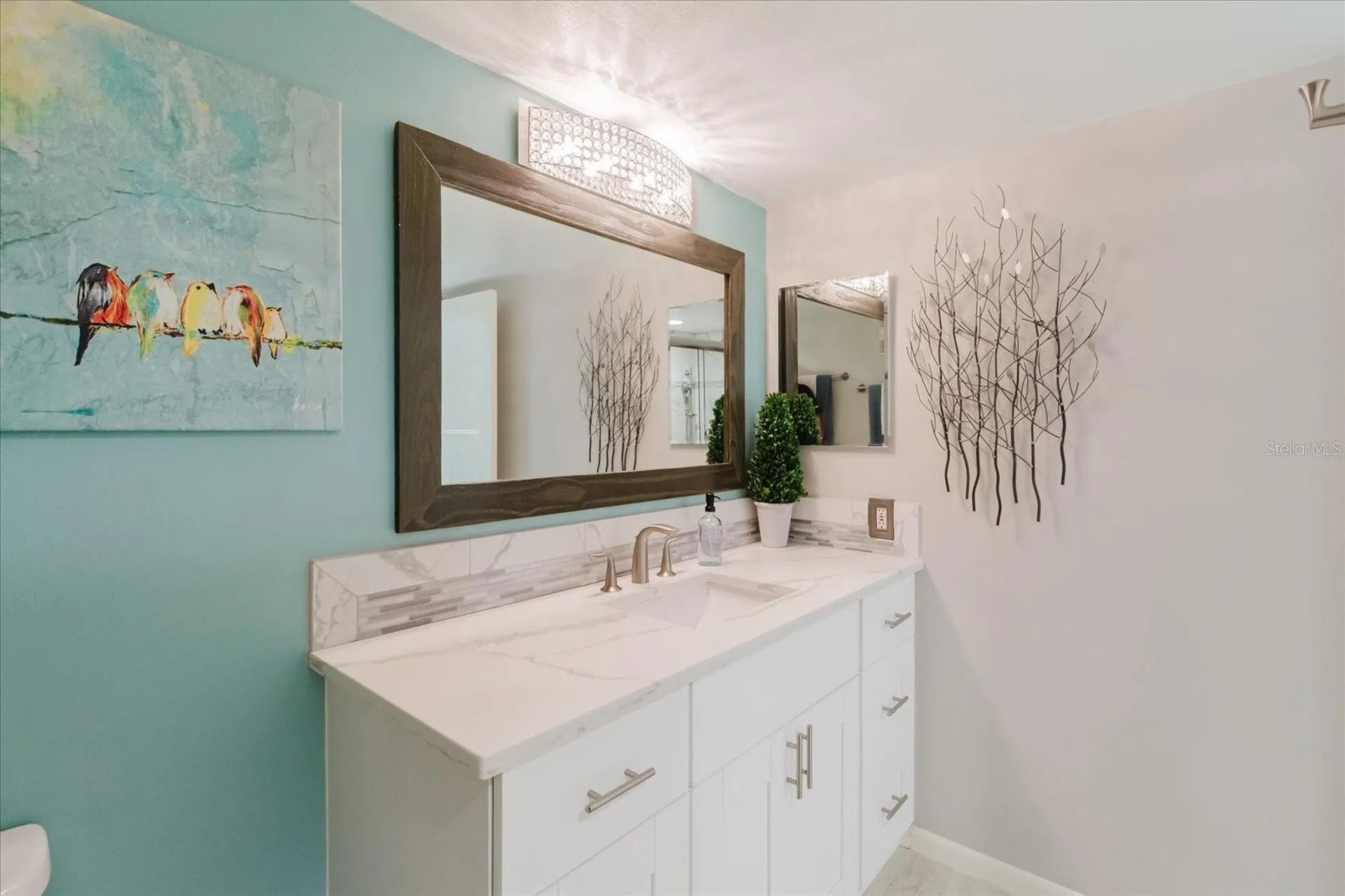 208 Mariner Drive Tarpon Springs FL 34689