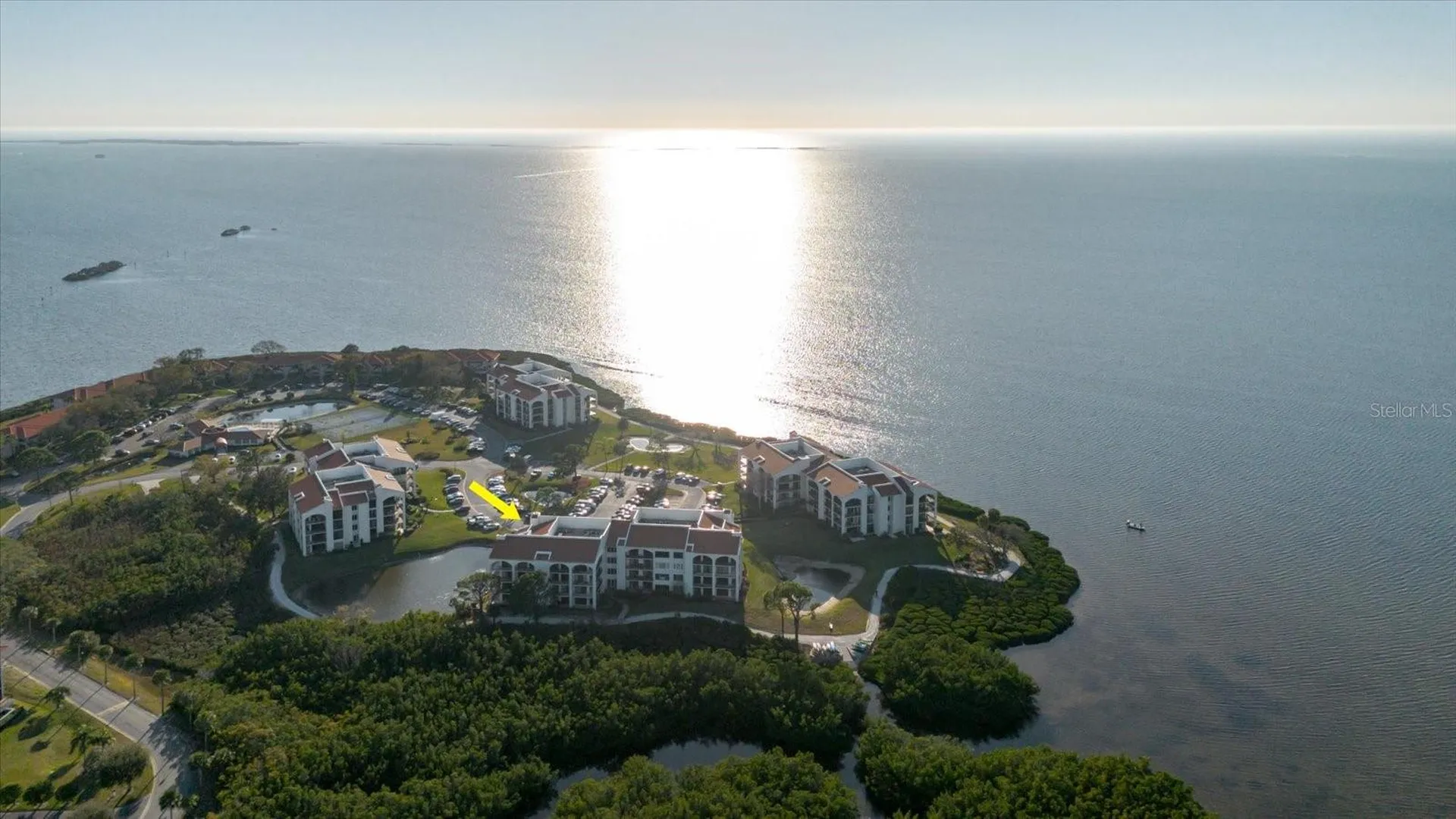 208 Mariner Drive Tarpon Springs FL 34689