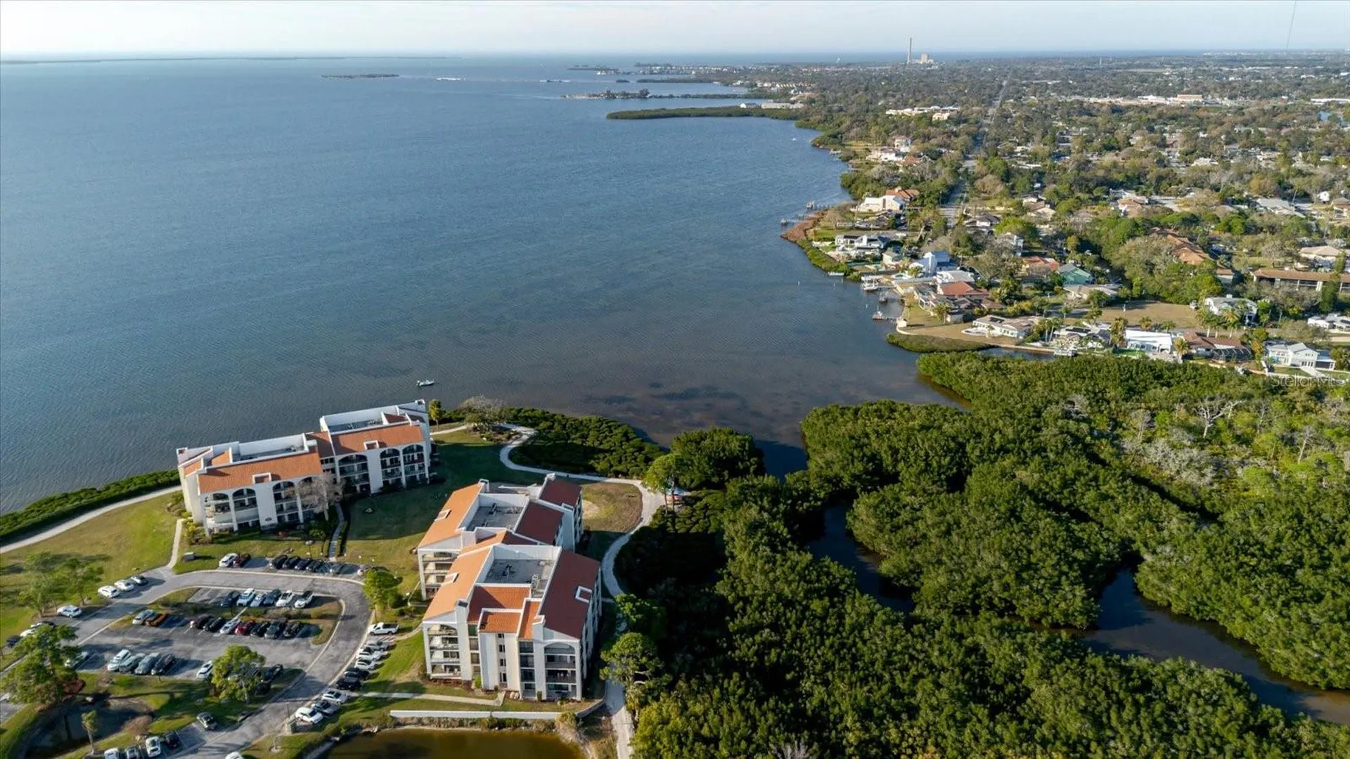 208 Mariner Drive Tarpon Springs FL 34689