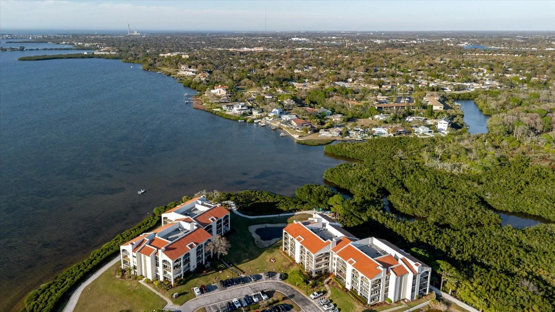 208 Mariner Drive Tarpon Springs FL 34689