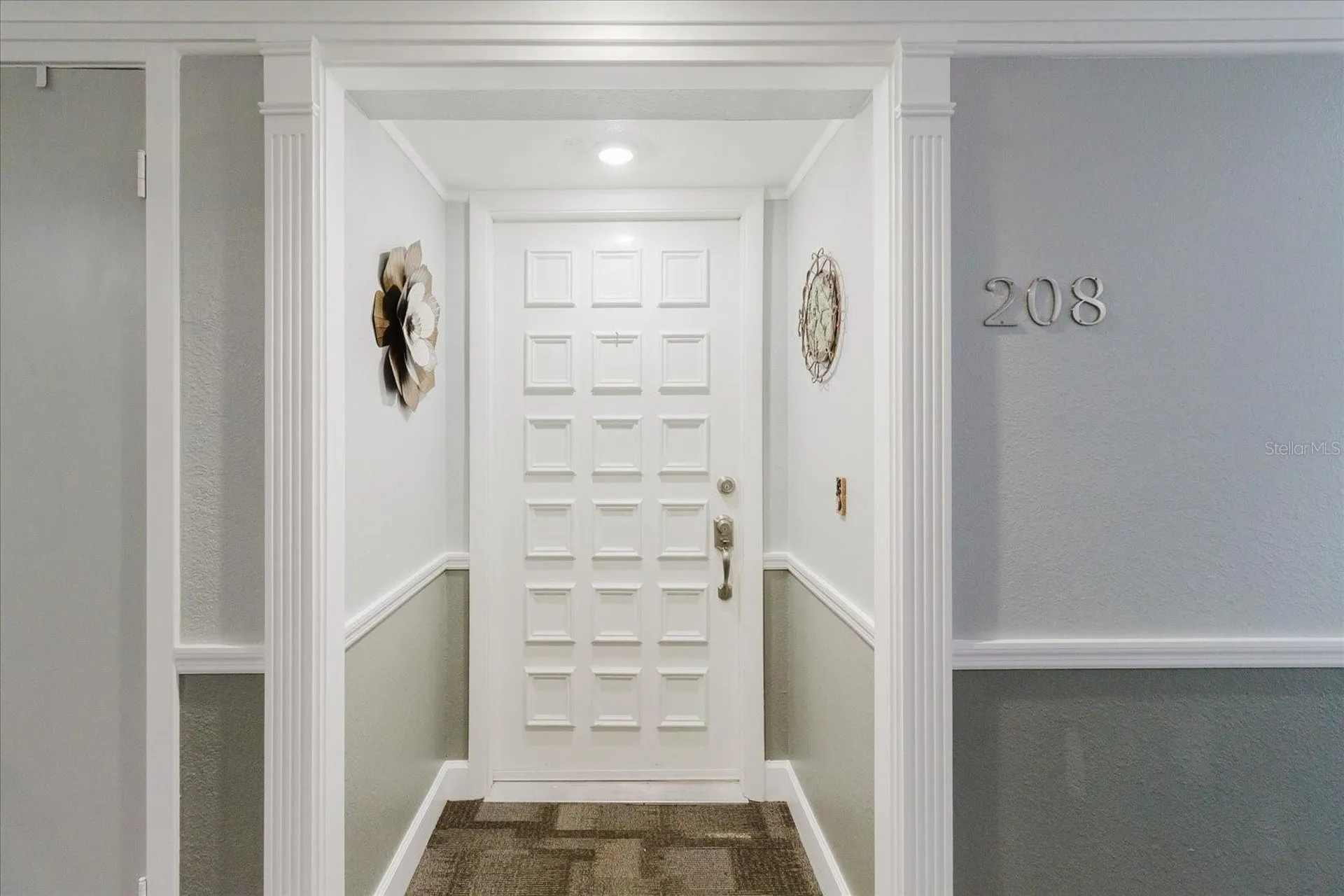208 Mariner Drive Tarpon Springs FL 34689