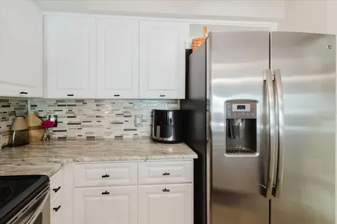 208 Mariner Drive Tarpon Springs FL 34689
