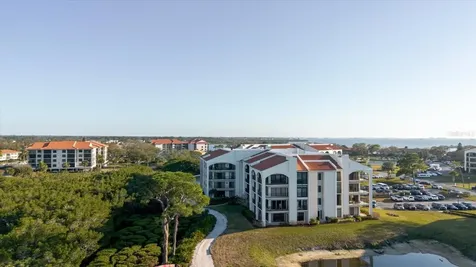 208 Mariner Drive Tarpon Springs FL 34689