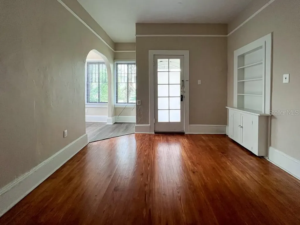 208 NE 4th Street Gainesville FL 32601