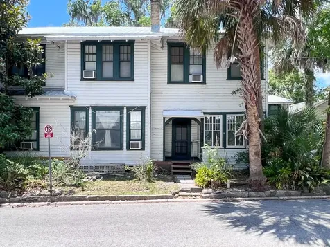 208 NE 4th Street Gainesville FL 32601