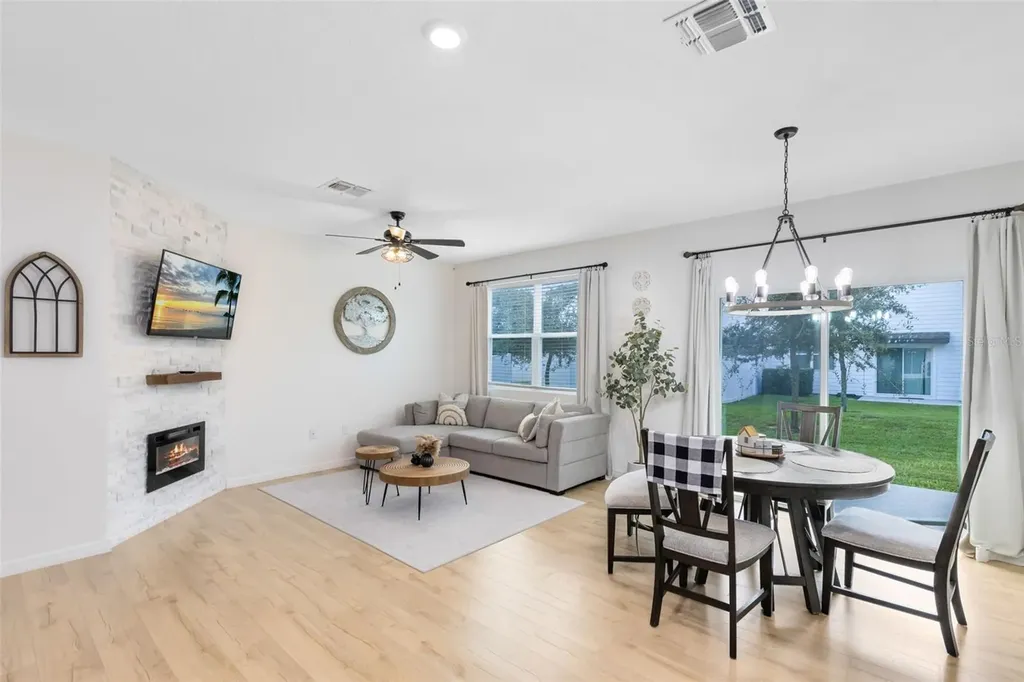 528 Madison Drive Davenport FL 33837