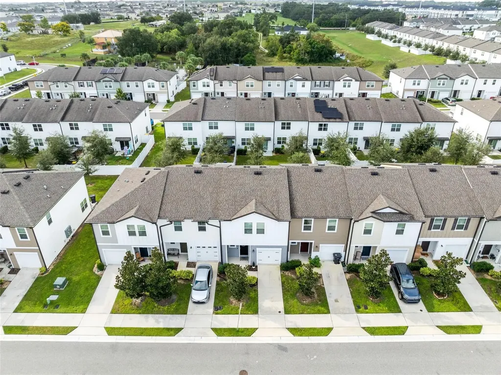 528 Madison Drive Davenport FL 33837