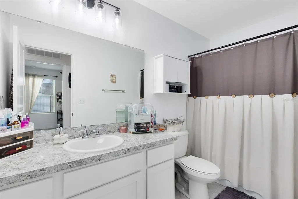 528 Madison Drive Davenport FL 33837