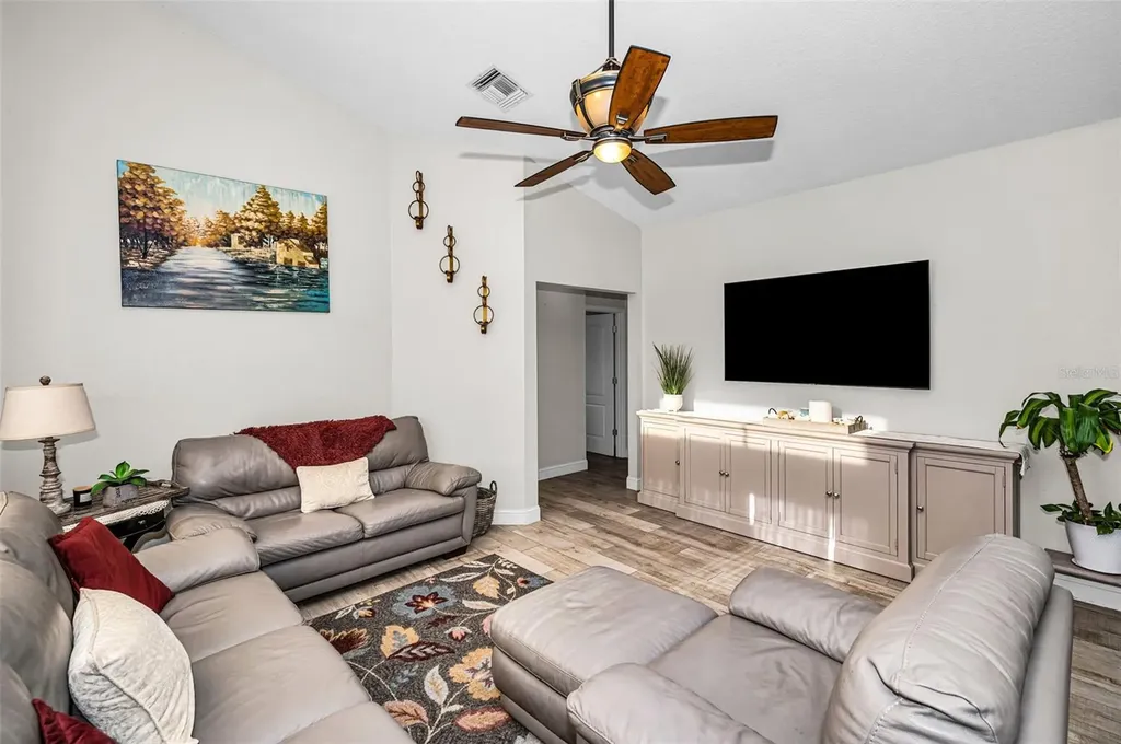 494 Village Drive Tarpon Springs FL 34689