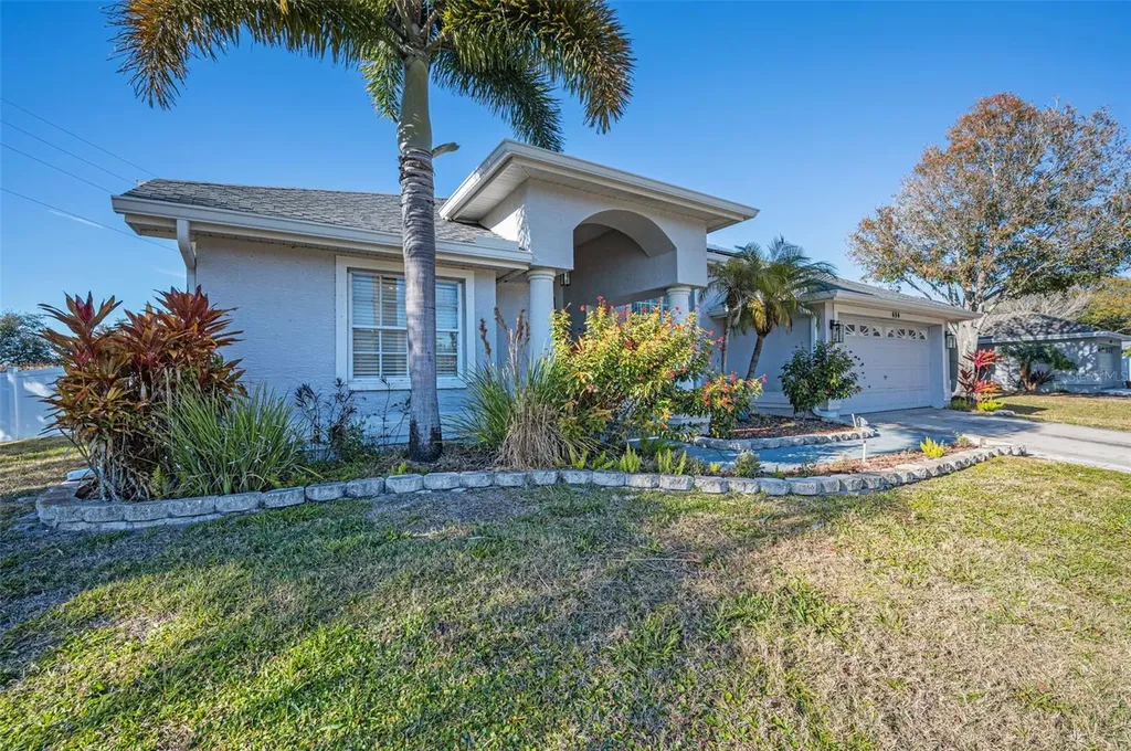494 Village Drive Tarpon Springs FL 34689