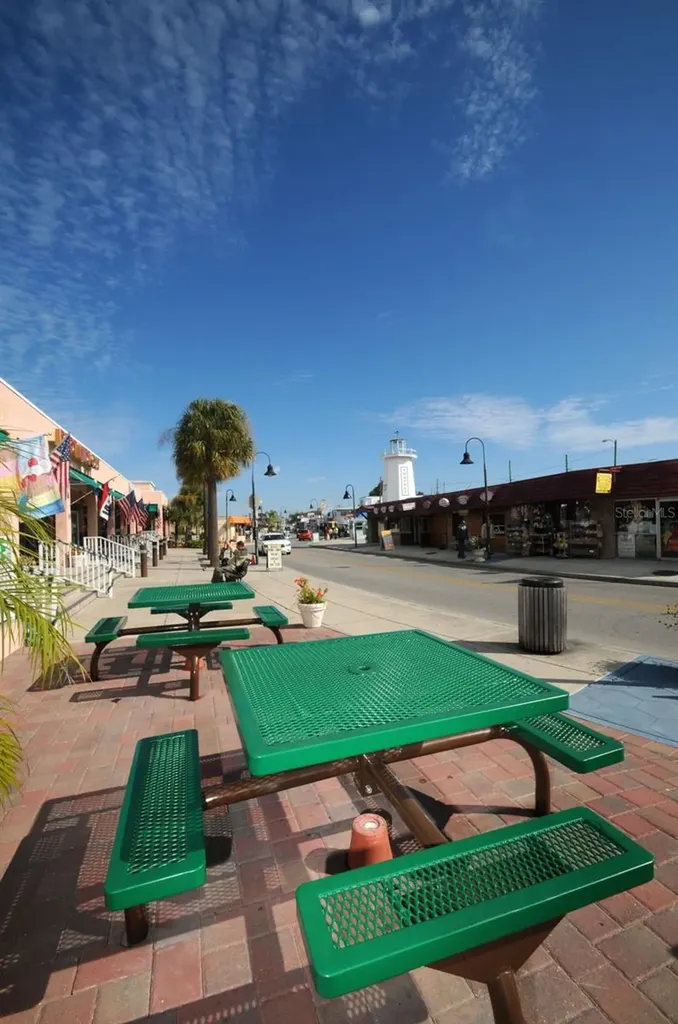 494 Village Drive Tarpon Springs FL 34689