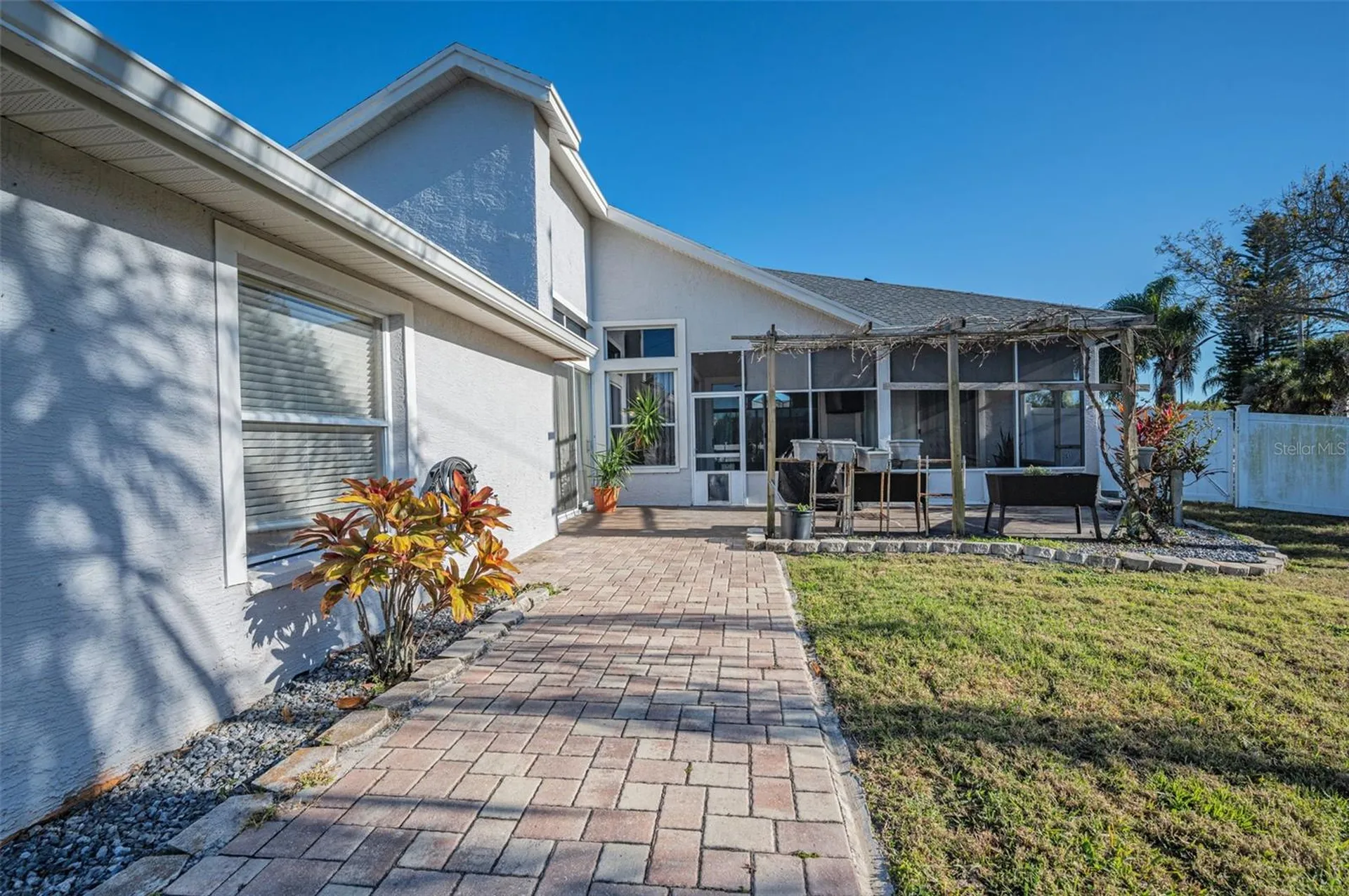 494 Village Drive Tarpon Springs FL 34689