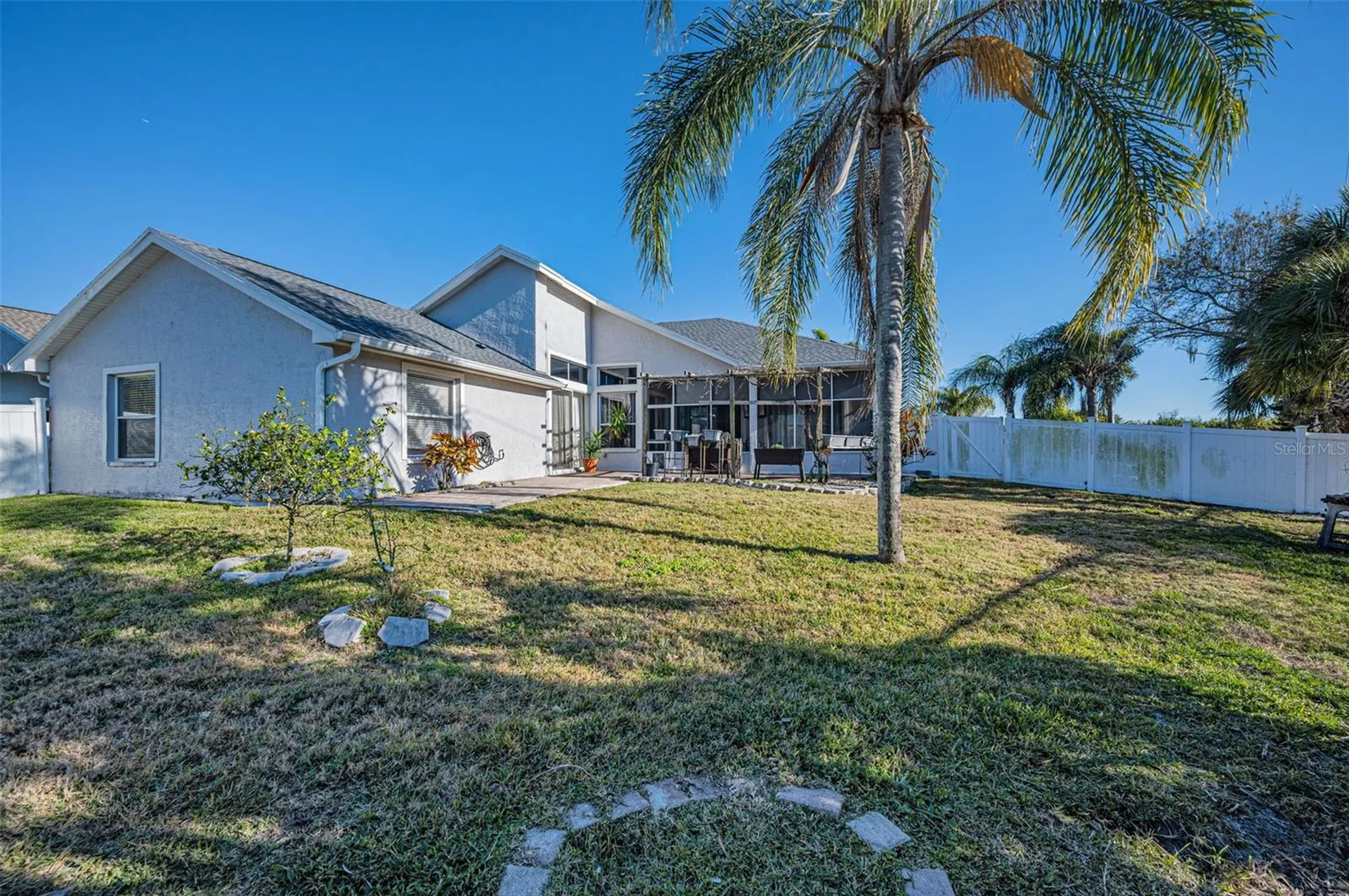 494 Village Drive Tarpon Springs FL 34689