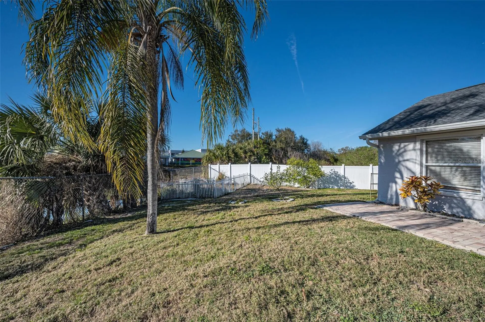 494 Village Drive Tarpon Springs FL 34689