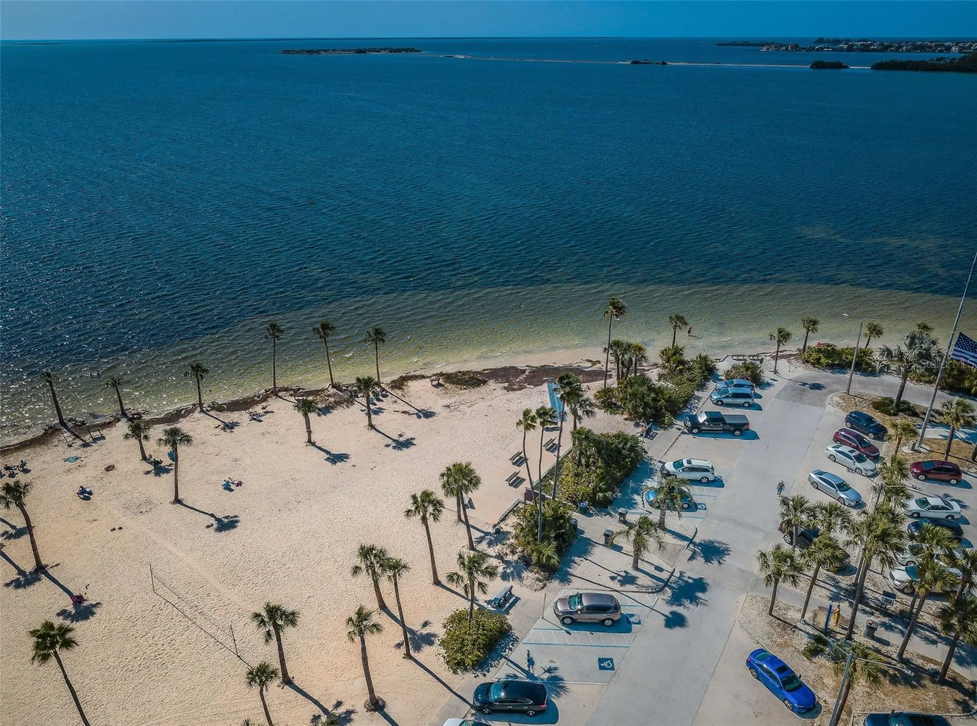 494 Village Drive Tarpon Springs FL 34689